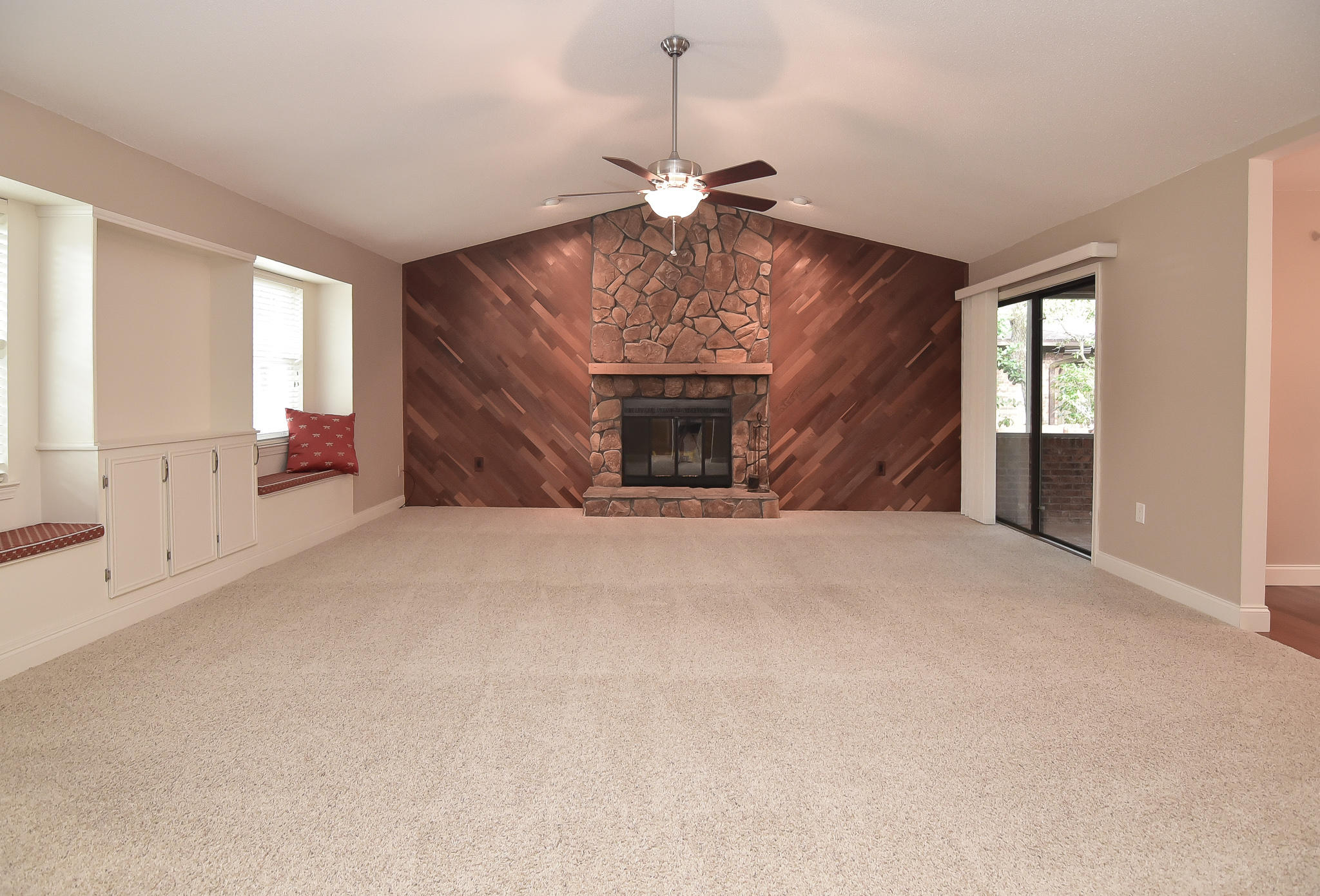 BLUEWATER BAY VILLAGE 1B - Residential