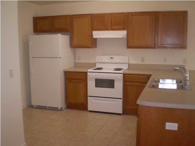 PORT DIXIE - Residential Lease