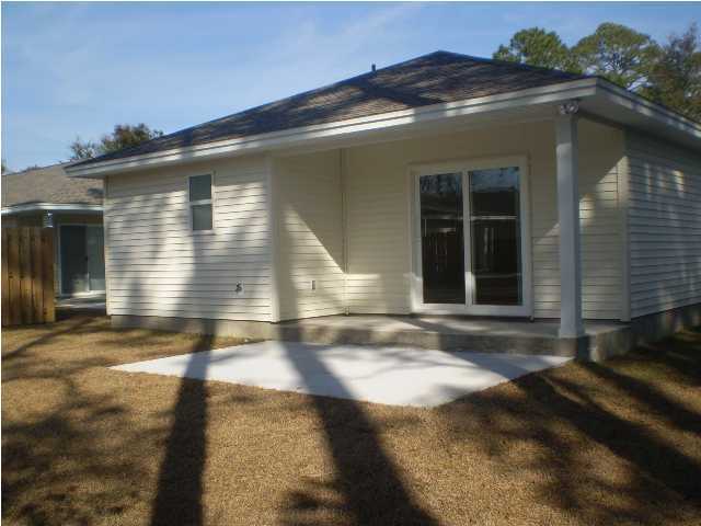 PORT DIXIE - Residential Lease