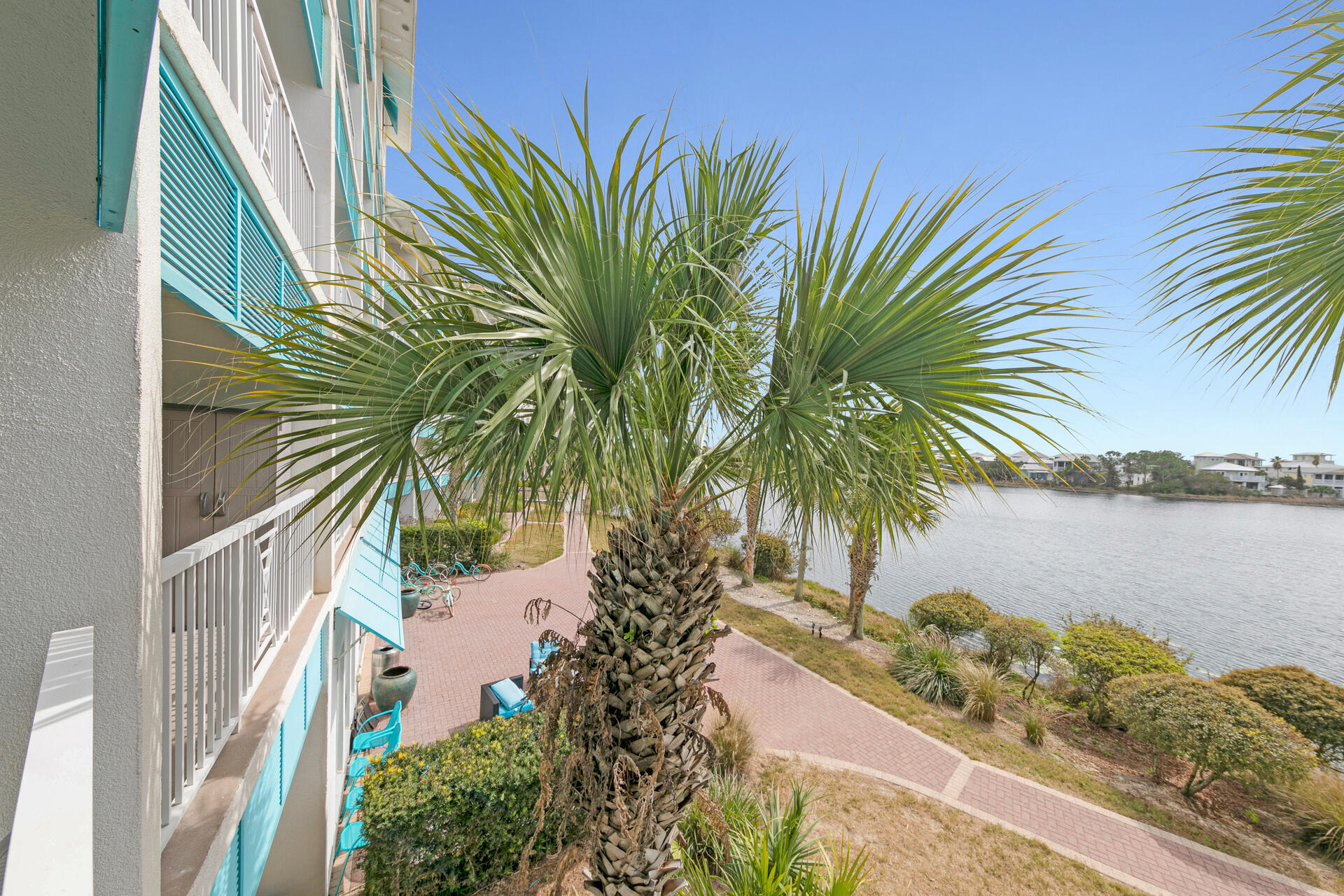 Carillon Beach Inn - Residential