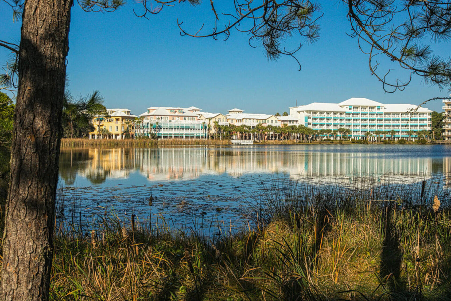 Carillon Beach Inn - Residential