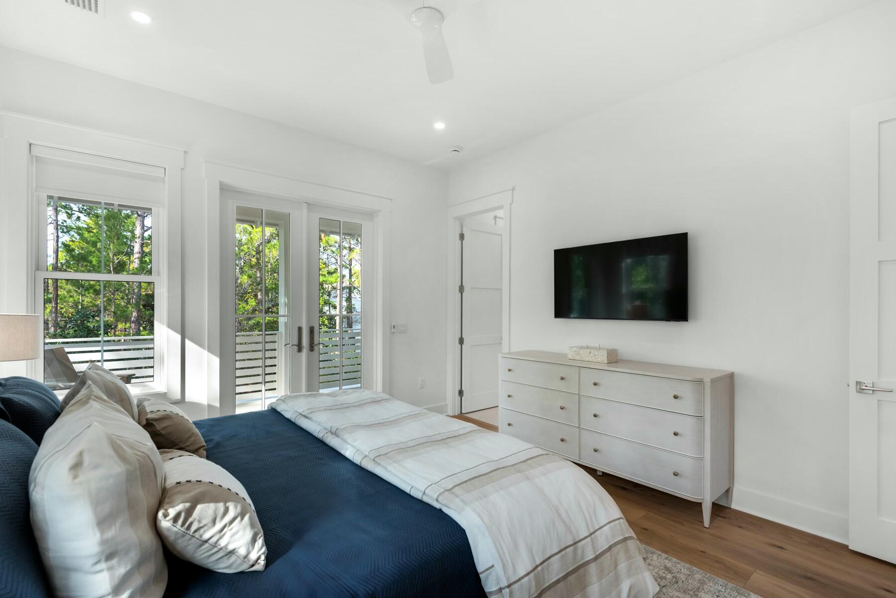 GROVE BY THE SEA - Residential