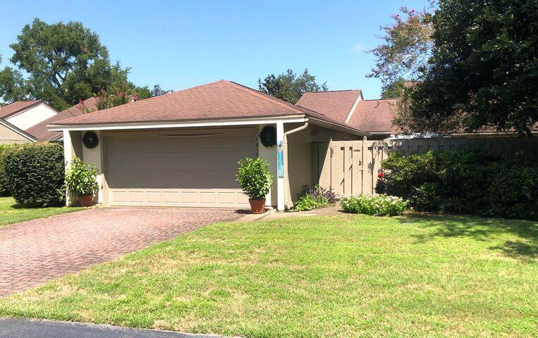 ROYAL OAK VILLAGE - Residential Lease