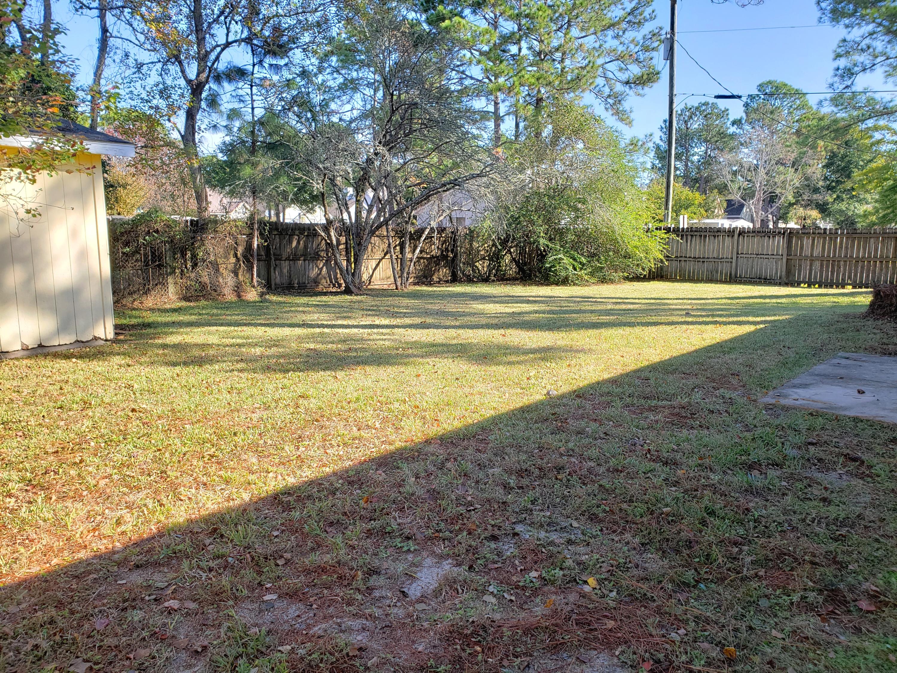 PINE MEADOWS - Residential Lease