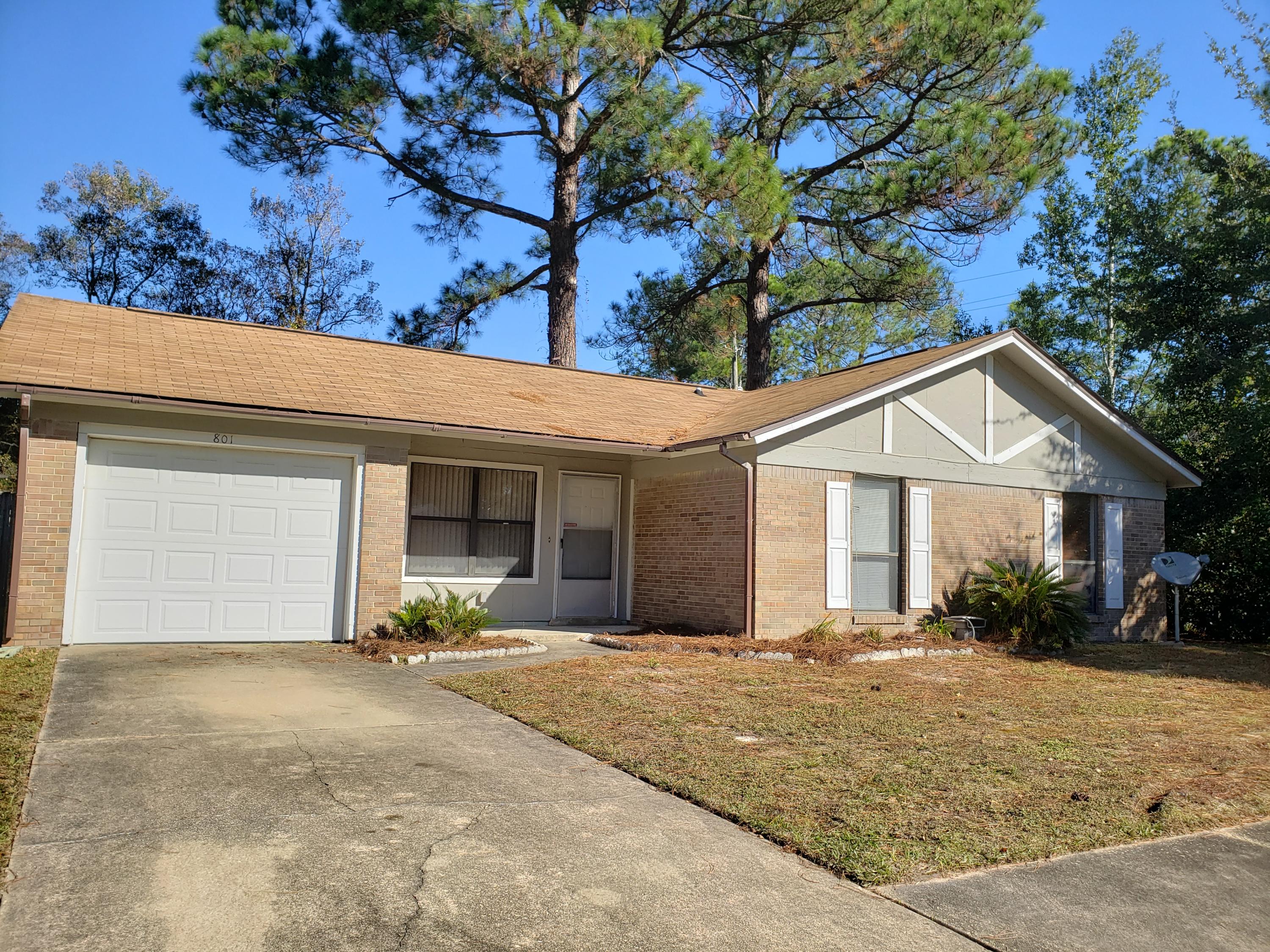 PINE MEADOWS - Residential Lease