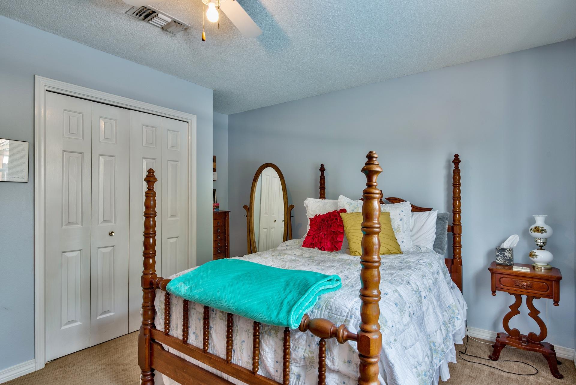 RIDGE WOOD MANOR - Residential