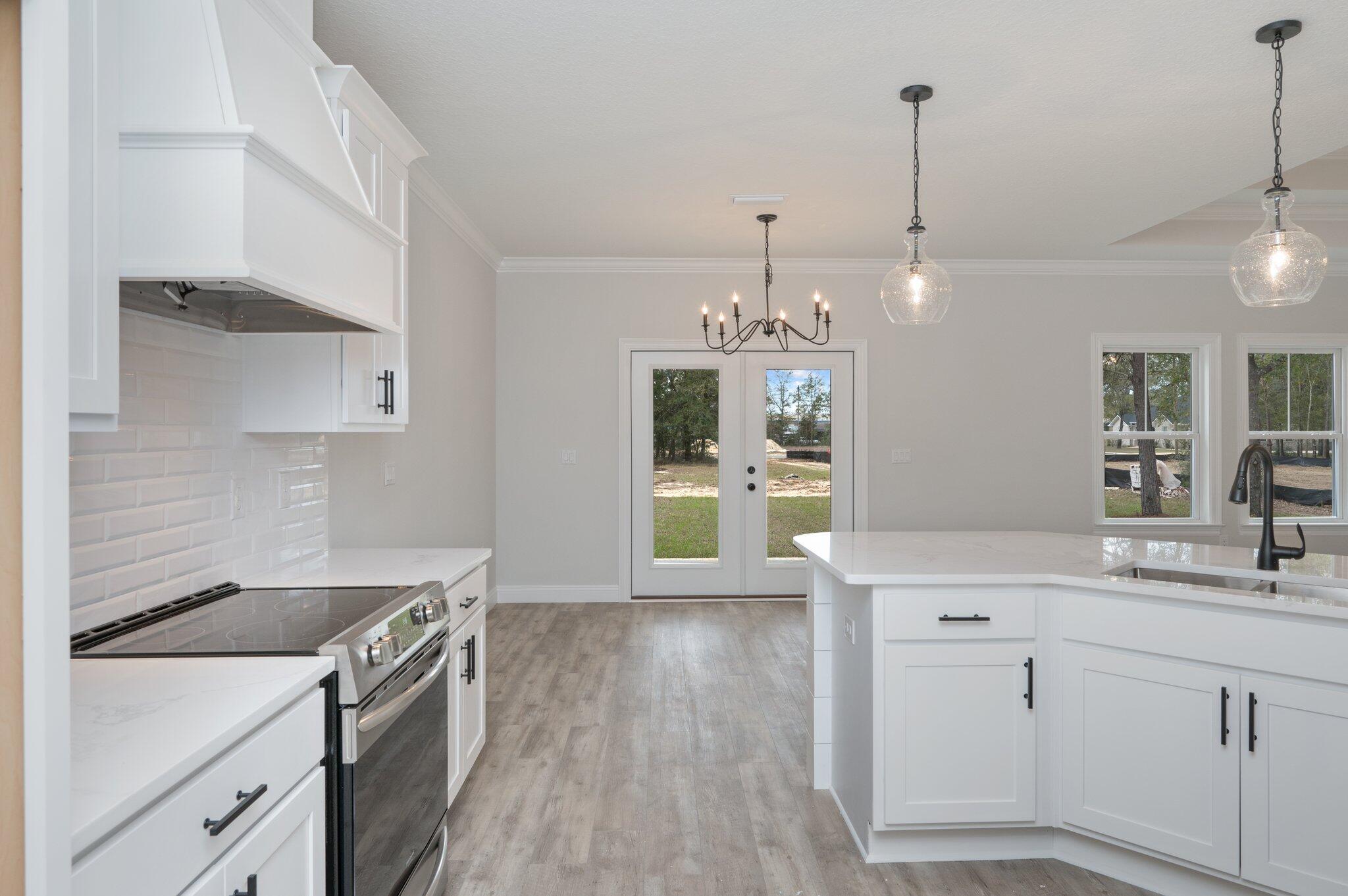 HOMEWOOD EST - Residential