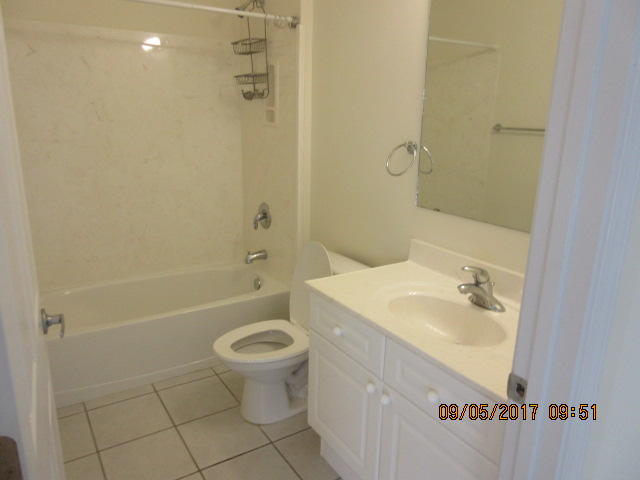 BEACH POINTE T/H - Residential Lease