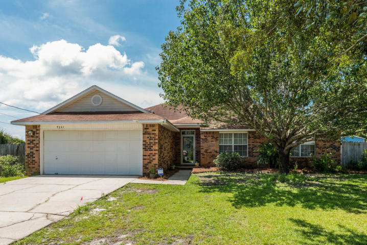 Beautiful split floor plan home with eat-in kitchen, formal dining area, fireplace, no carpet and on a cul-de-sac with a walkway to the elementary school. Washer and dryer to stay. Will be ready to move into between November 15th and December 1st.
New A/C and water heater this year.