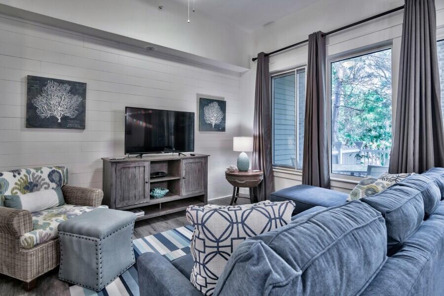 Pilot House - Residential