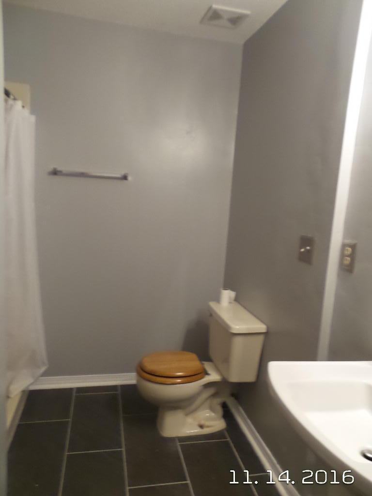 COUNTRYVIEW ESTATES 5TH ADDN - Residential Lease