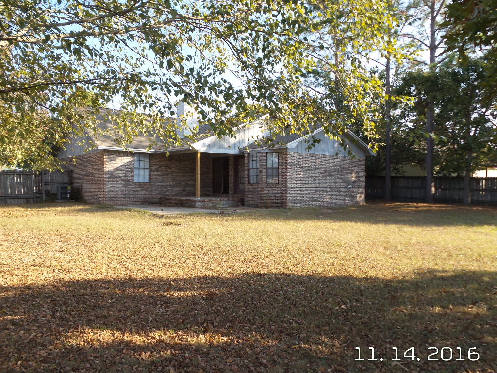 COUNTRYVIEW ESTATES 5TH ADDN - Residential Lease