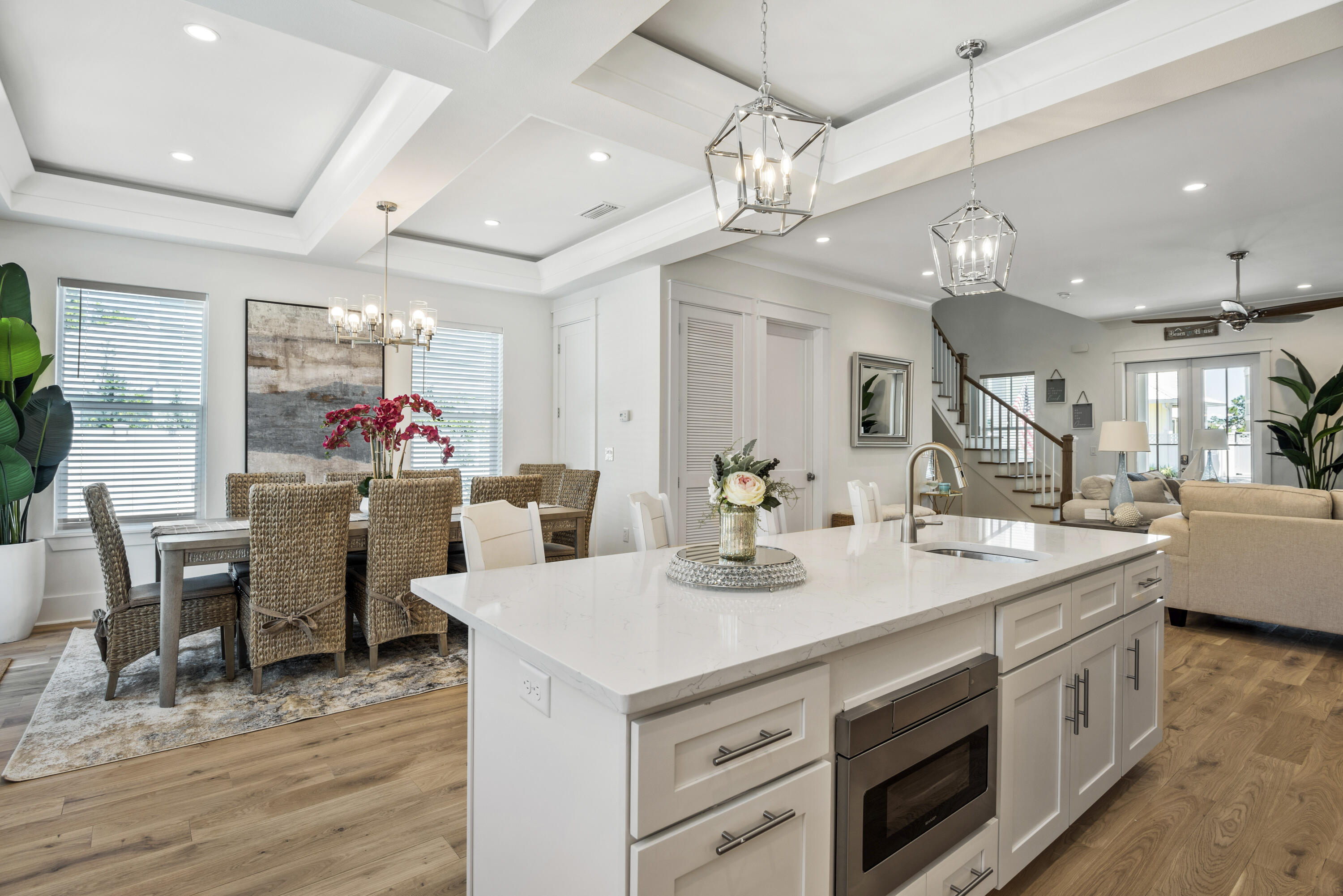 EMERALD WATERS VILLAGE - Residential