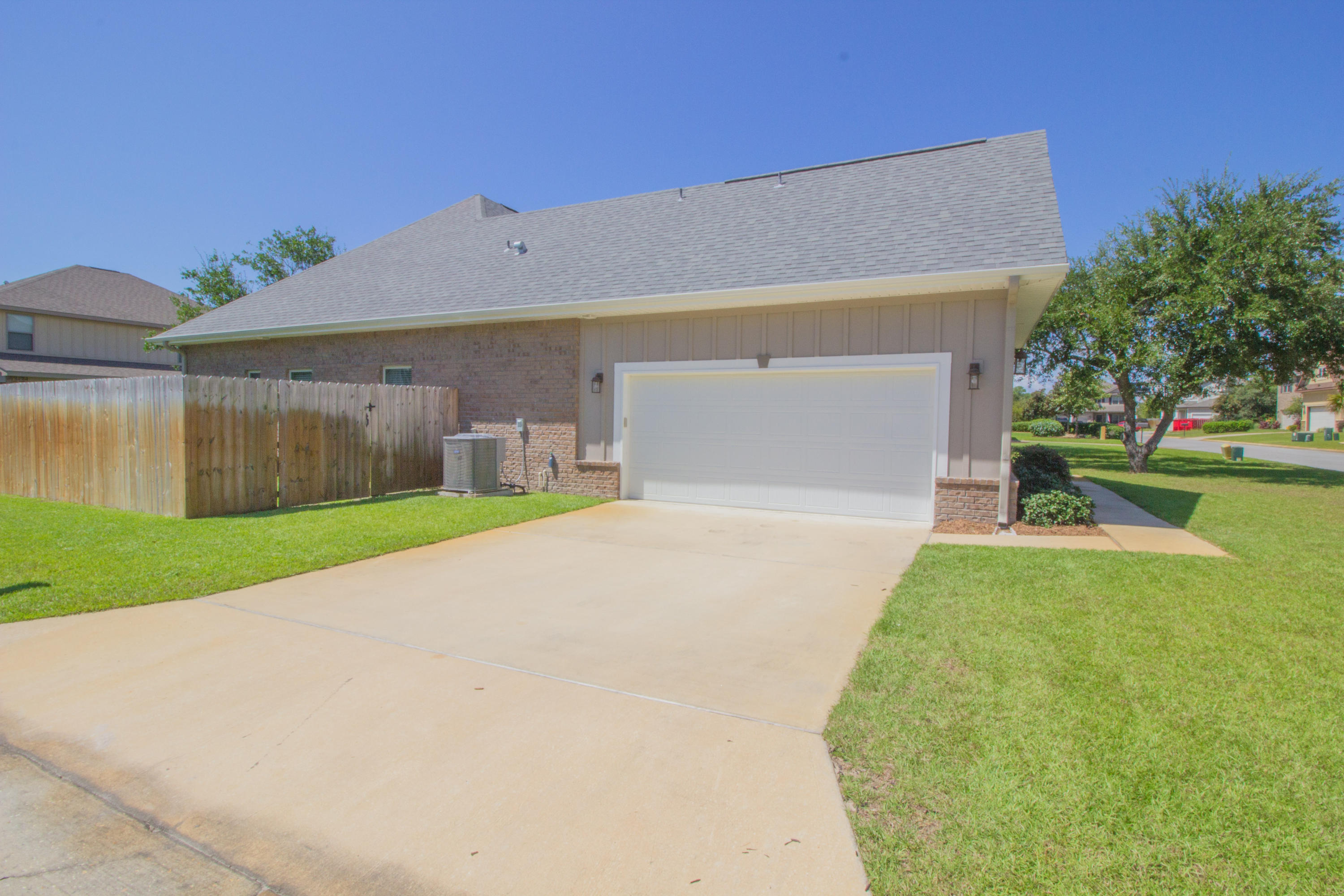 MAGNOLIA VILLAGE - Residential