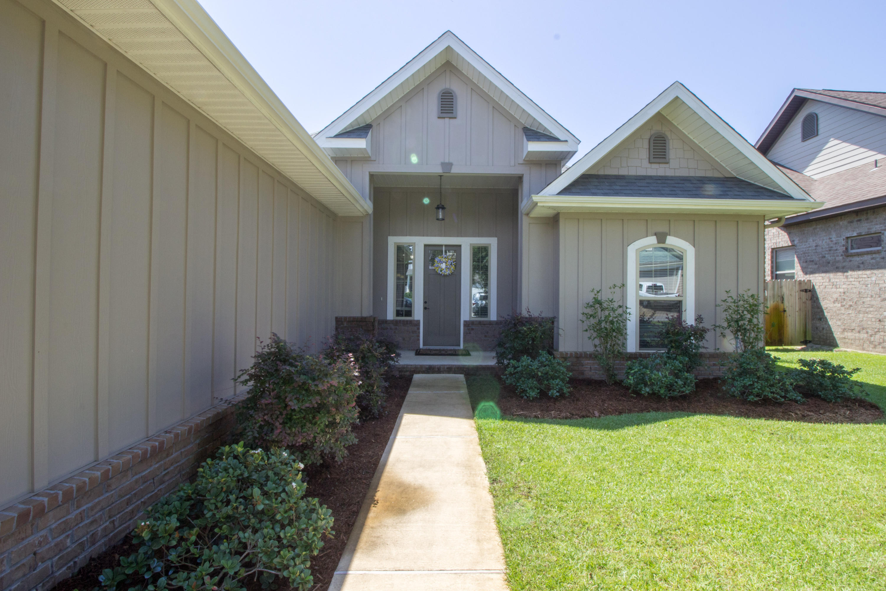 MAGNOLIA VILLAGE - Residential