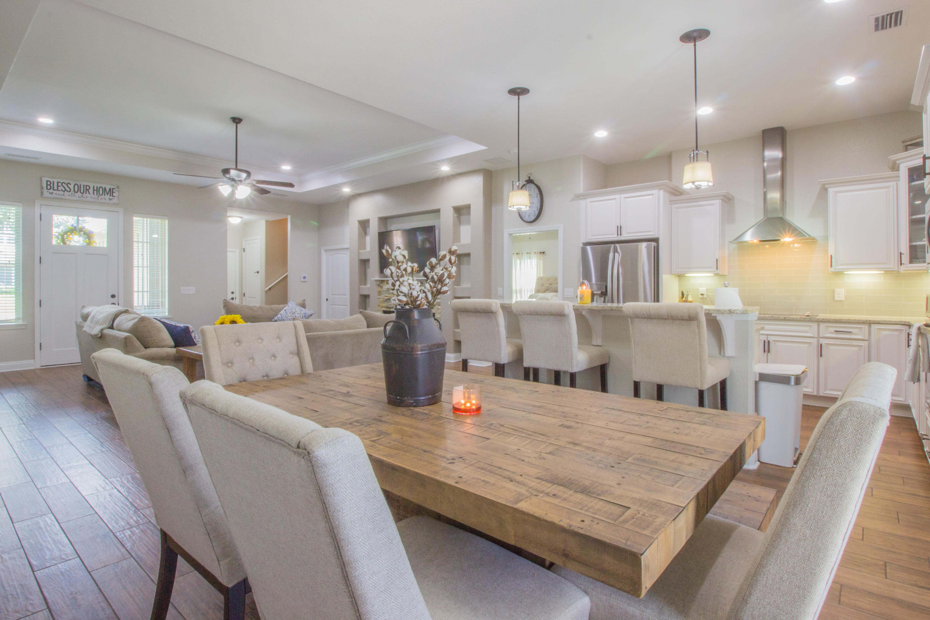 MAGNOLIA VILLAGE - Residential