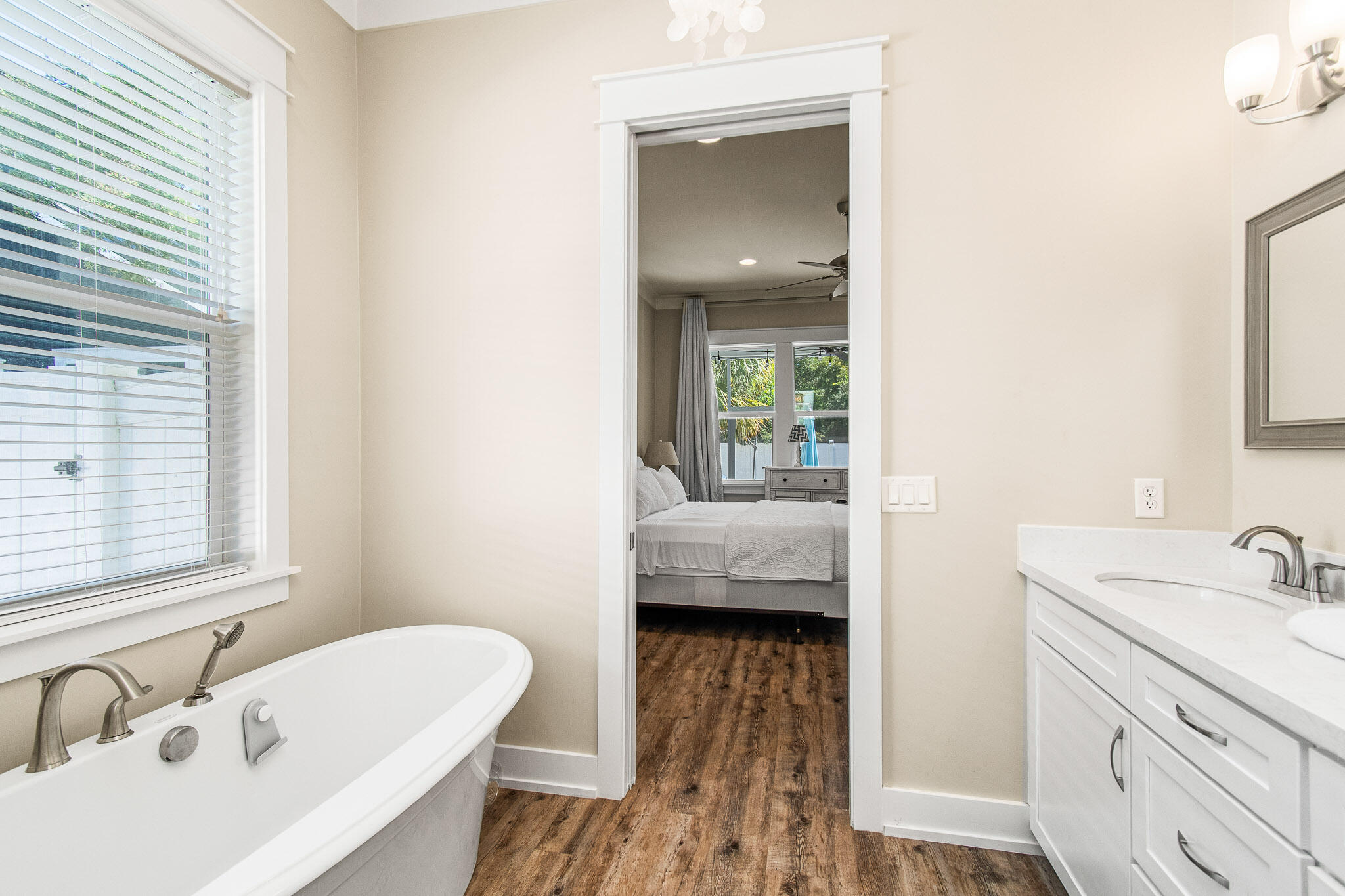 WHITES GULFVIEW ESTATES 2ND ADDN - Residential