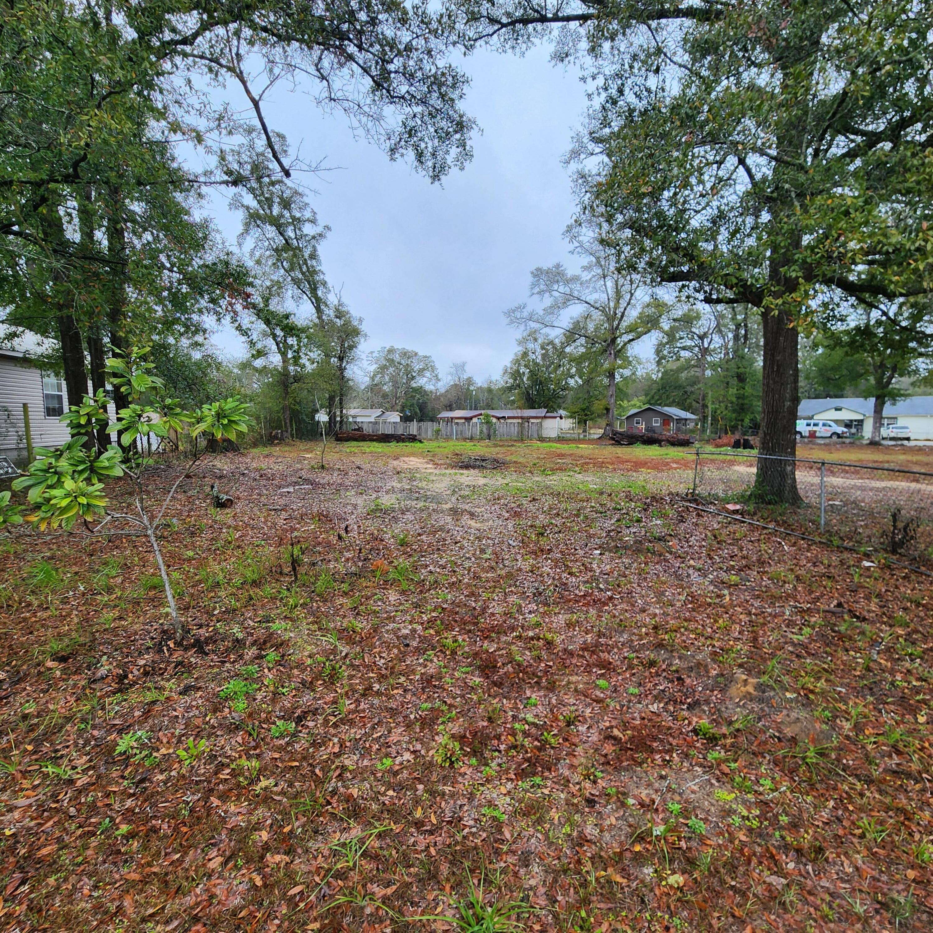 CRESTVIEW LOT 5 BLK 94 - Land