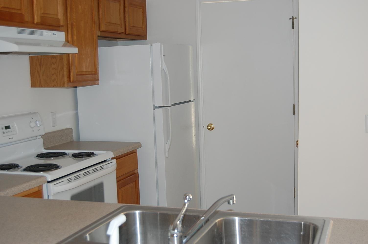 FIELD S/D - Residential Lease