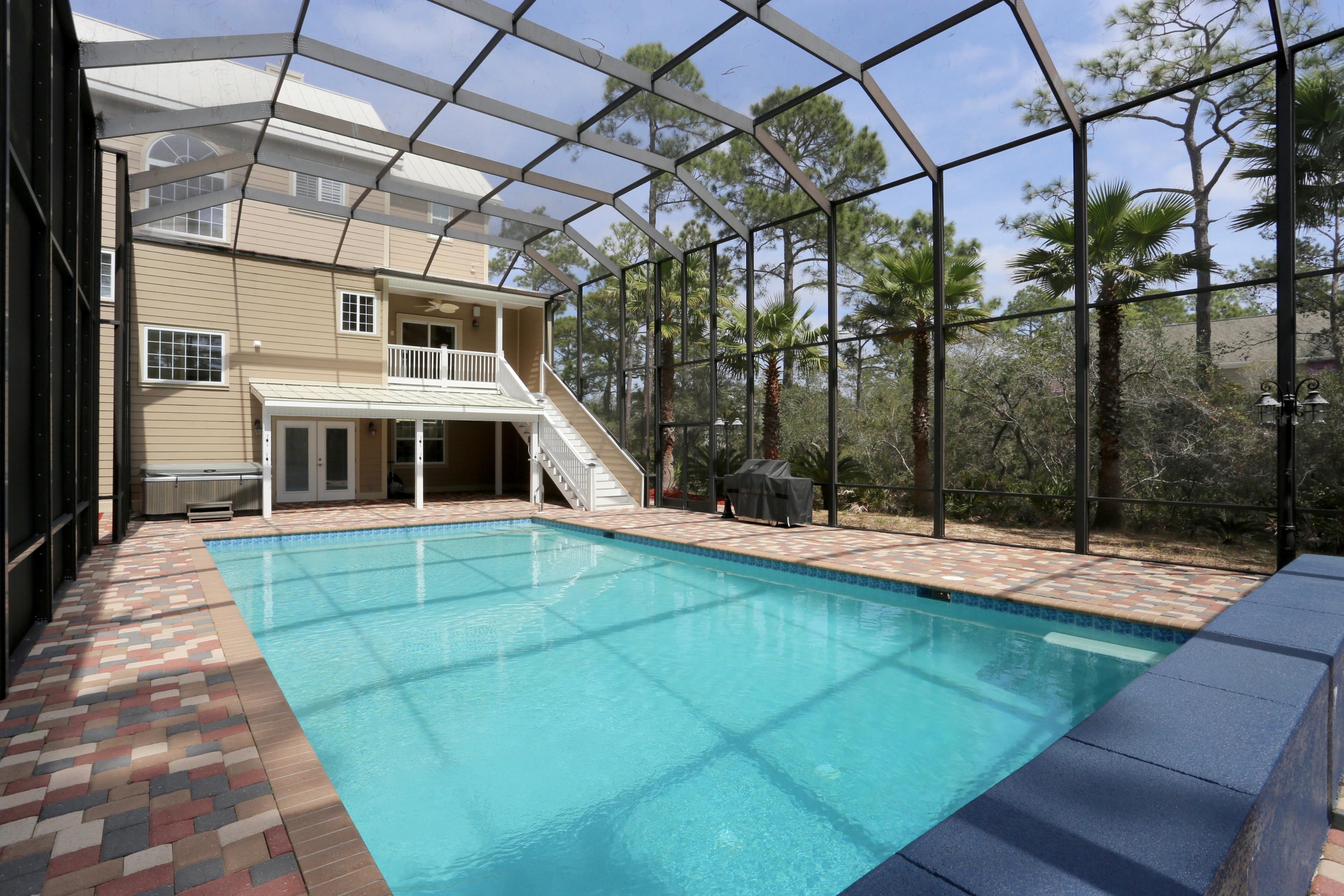 CREEKWATER BAY ESTATES UNREC - Residential