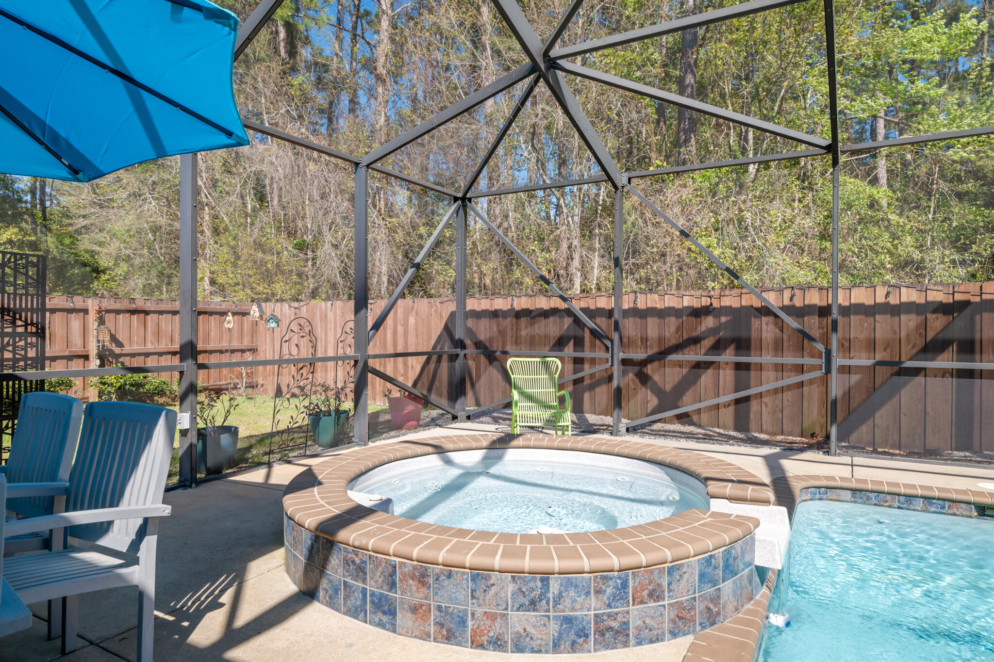 LAURELWOOD ESTATES - Residential