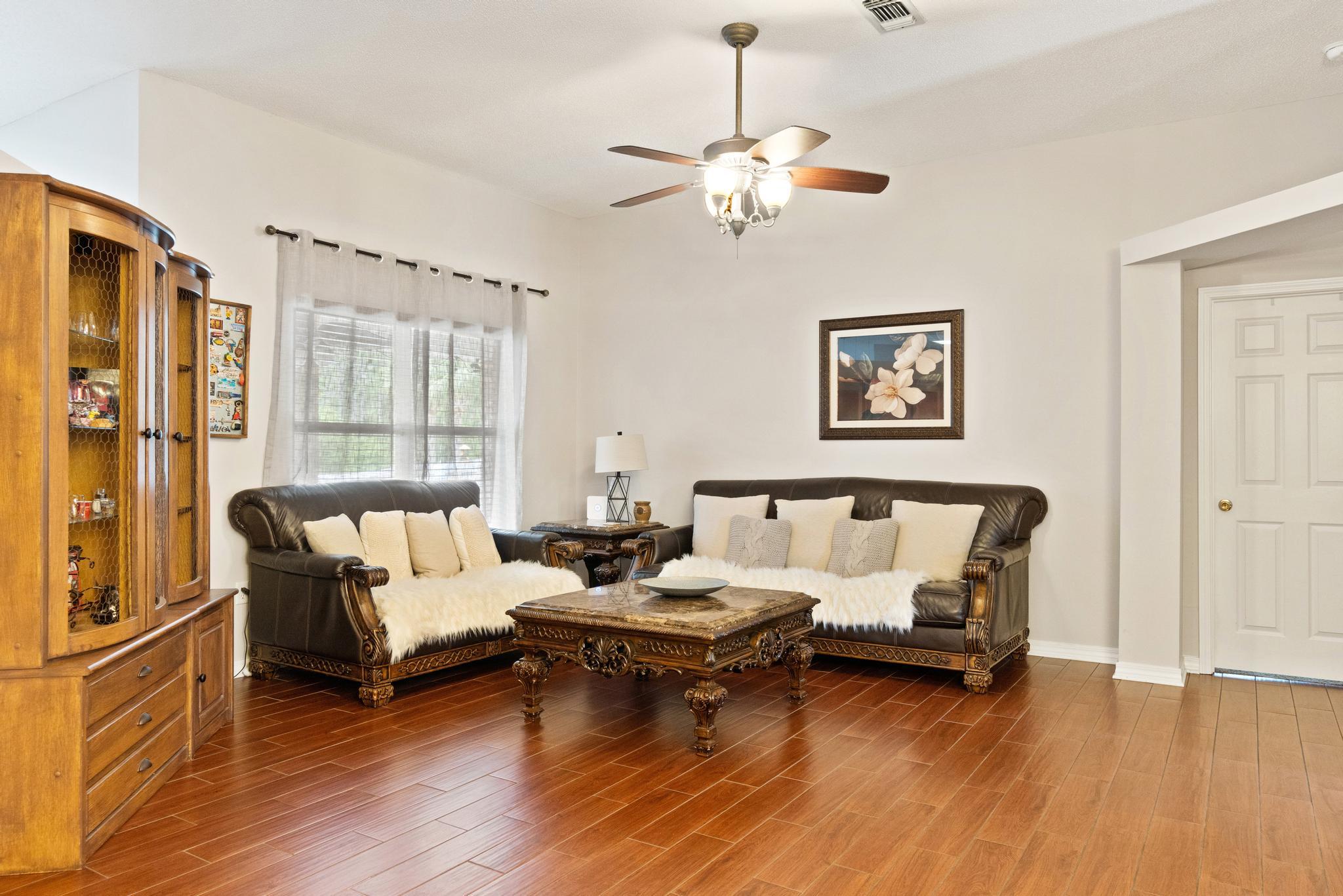 HOLLEY BY THE SEA - Residential