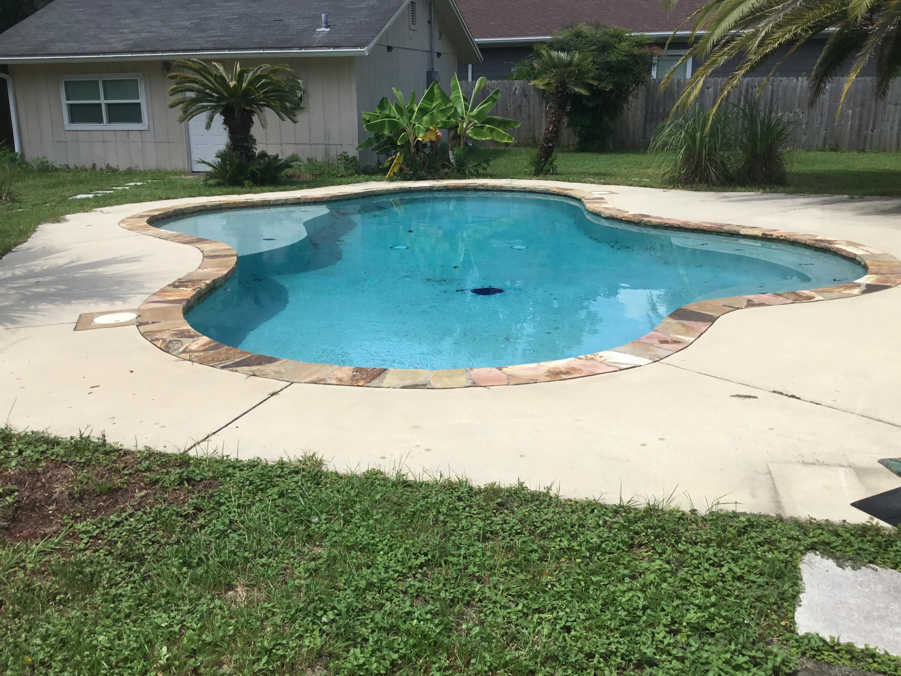 FOREST HEIGHTS - Residential