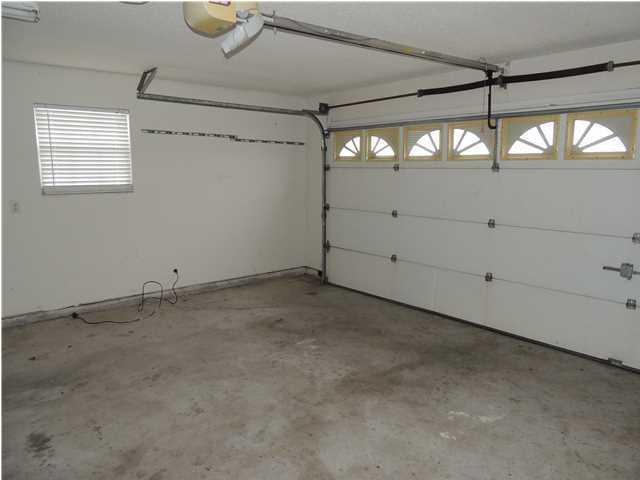 EMERALD ESTATES LOT 42 - Residential Lease
