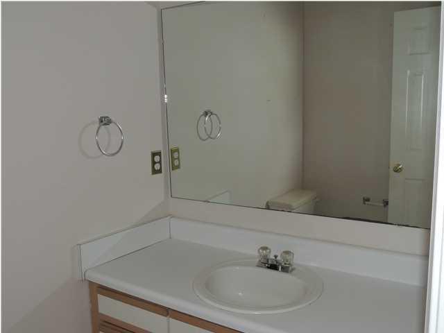 EMERALD ESTATES LOT 42 - Residential Lease