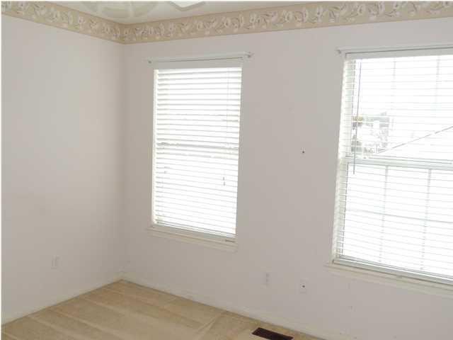 EMERALD ESTATES LOT 42 - Residential Lease
