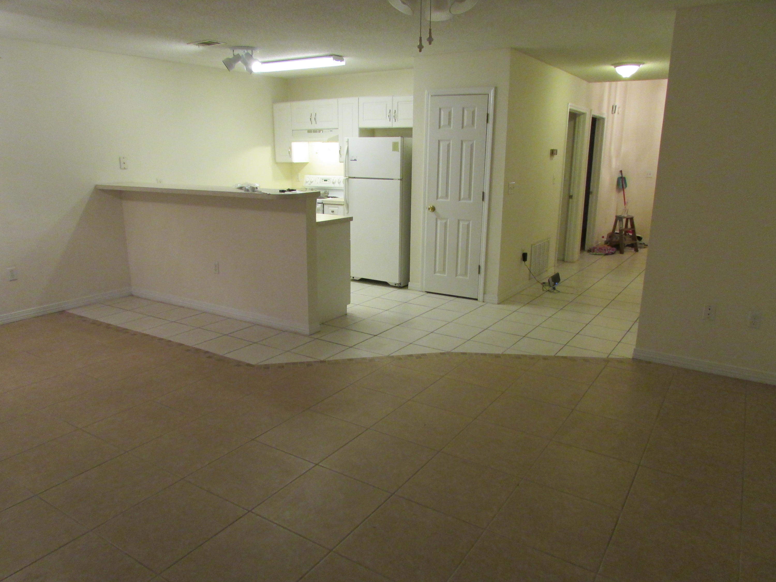CLARKE COURT T/H - Residential Lease