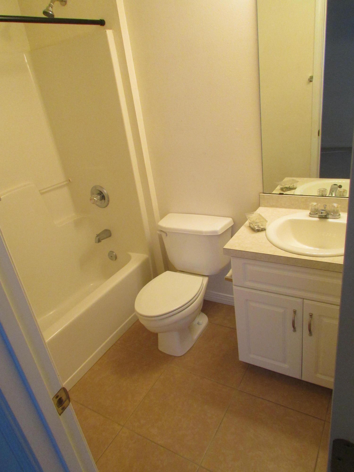 CLARKE COURT T/H - Residential Lease