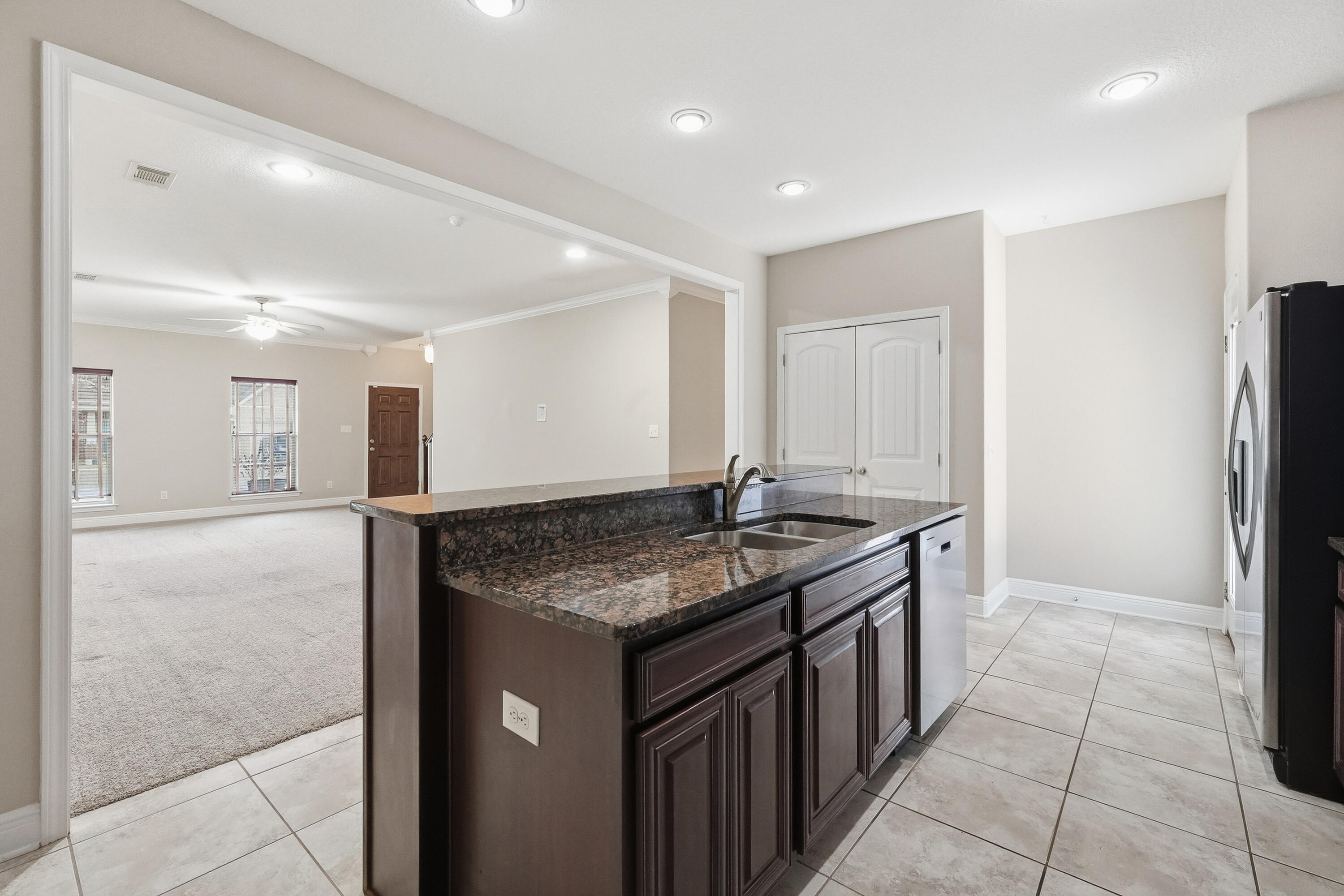 Soundside Moorings - Residential Lease