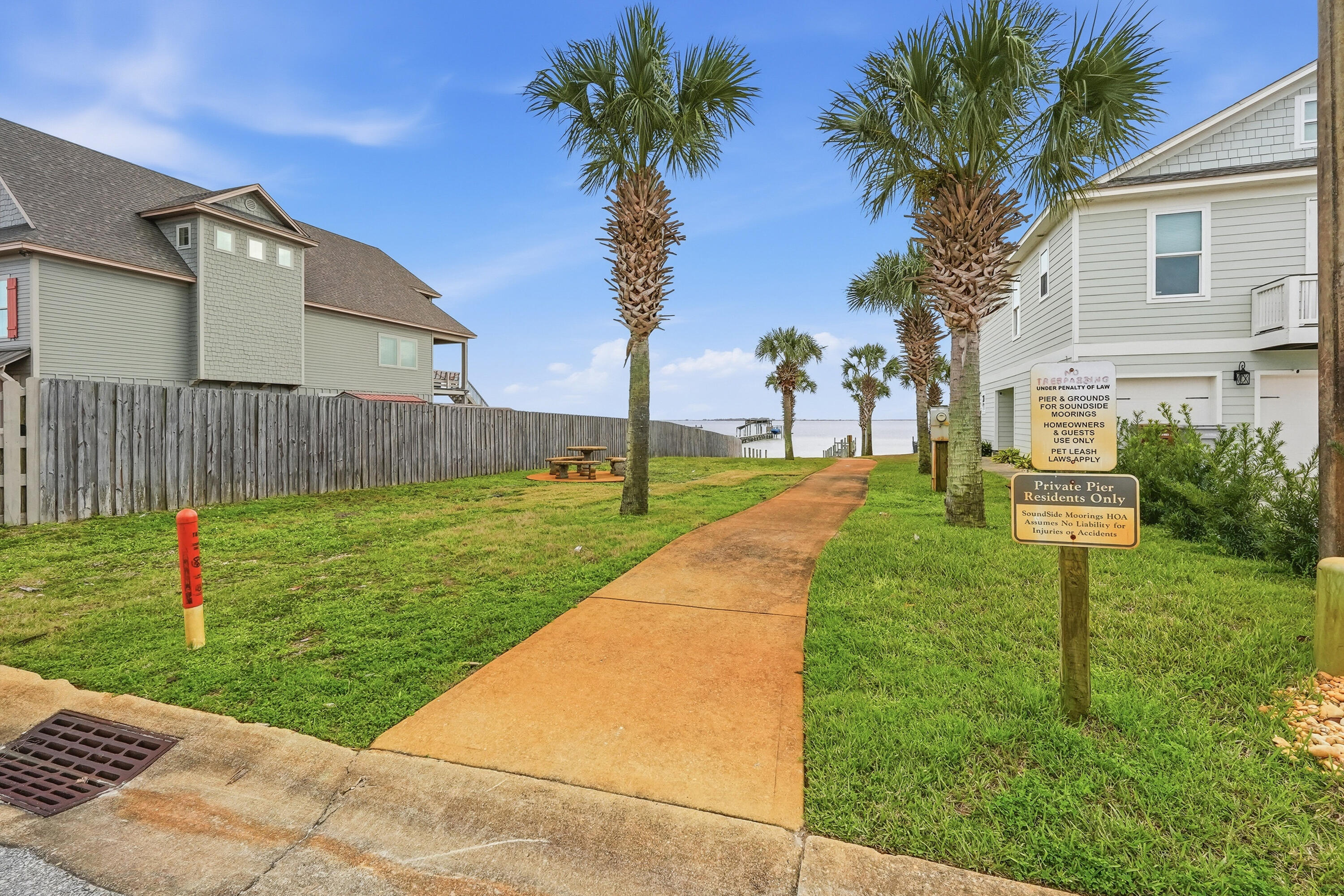 Soundside Moorings - Residential Lease