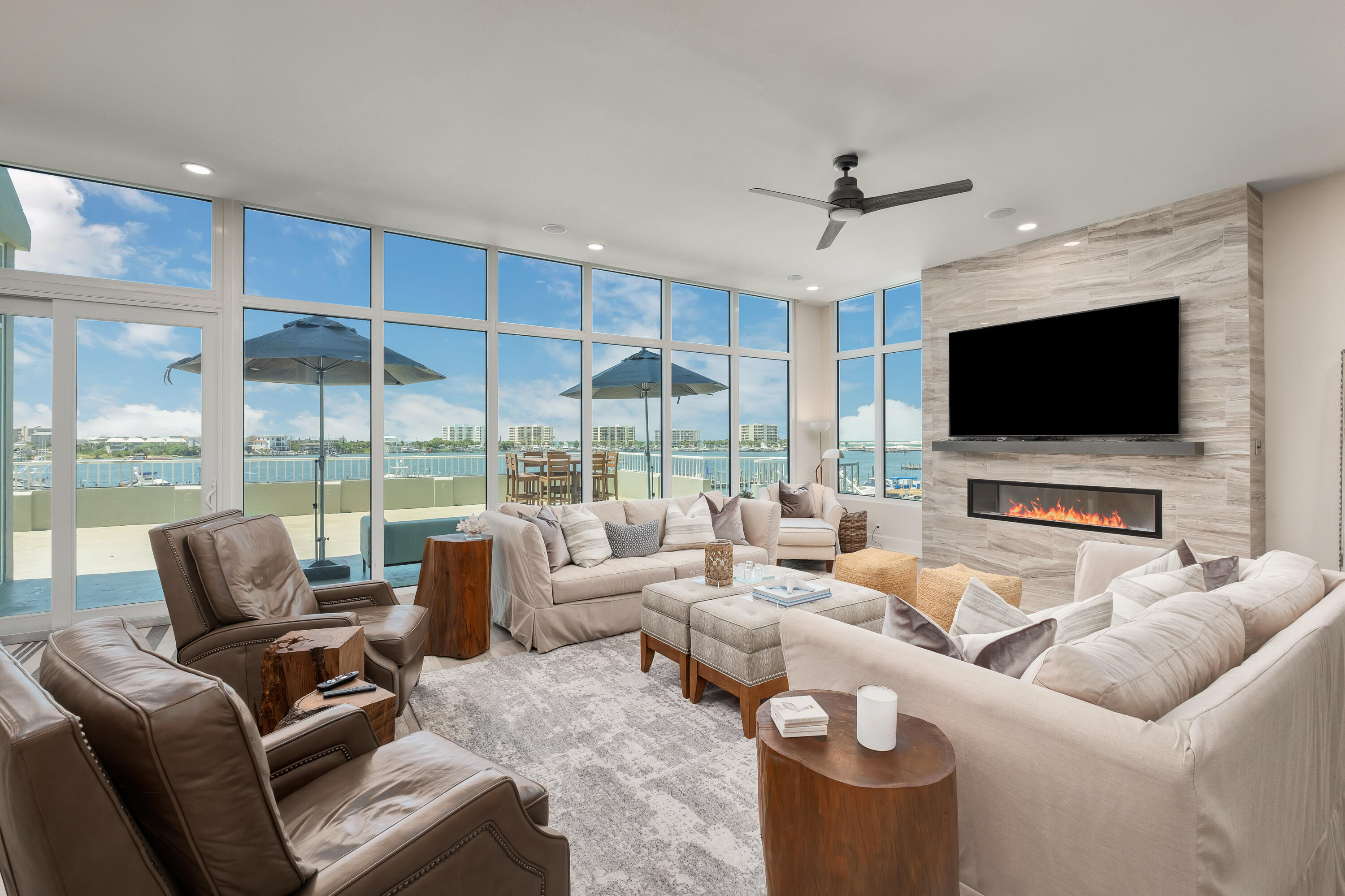DESTIN YACHT CLUB - Residential