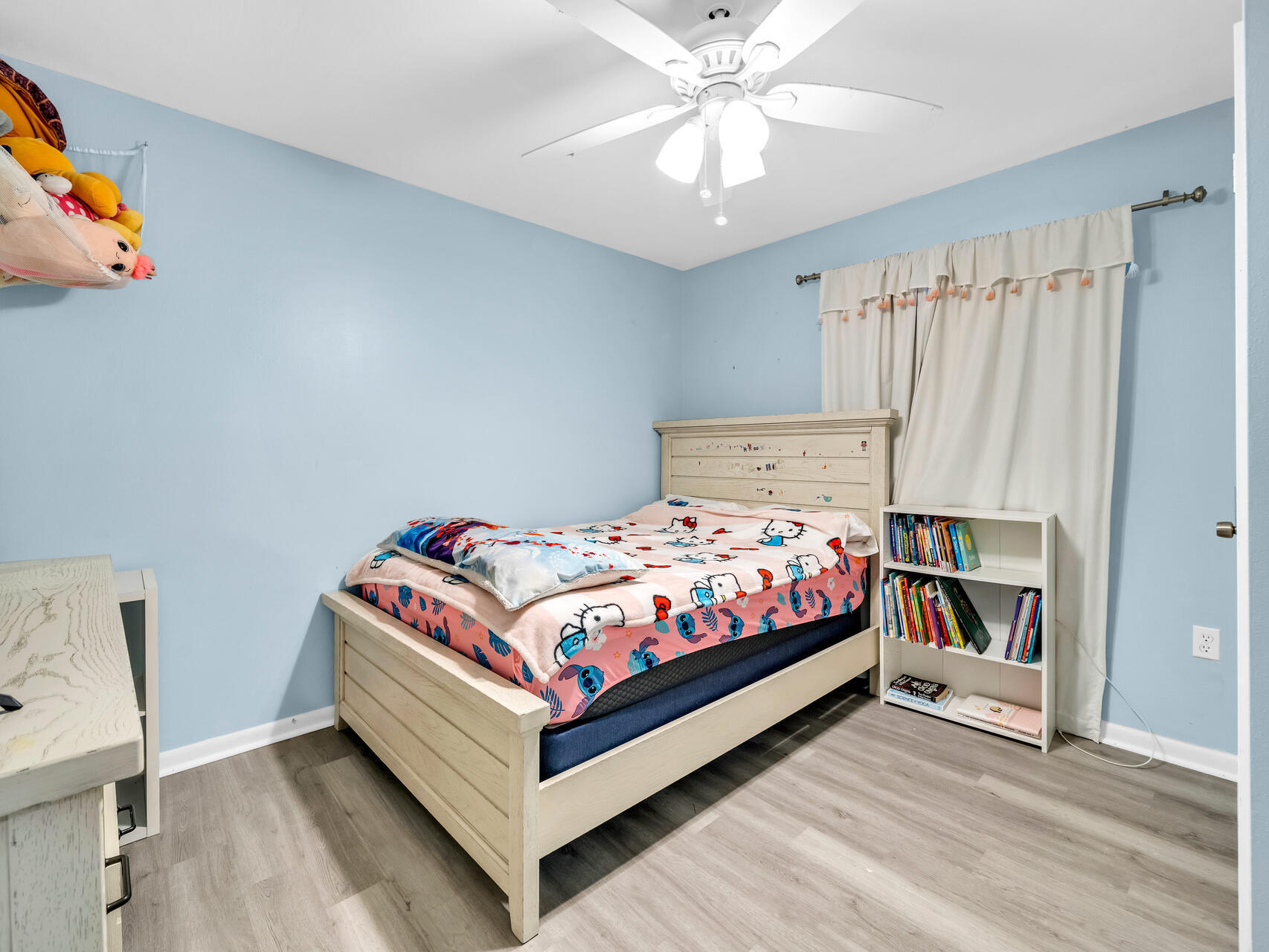MARY ESTHER MANOR LOT 24 & N1.83 FT LOT 25 - Residential