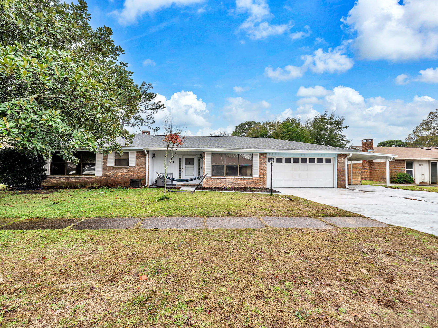 MARY ESTHER MANOR LOT 24 & N1.83 FT LOT 25 - Residential
