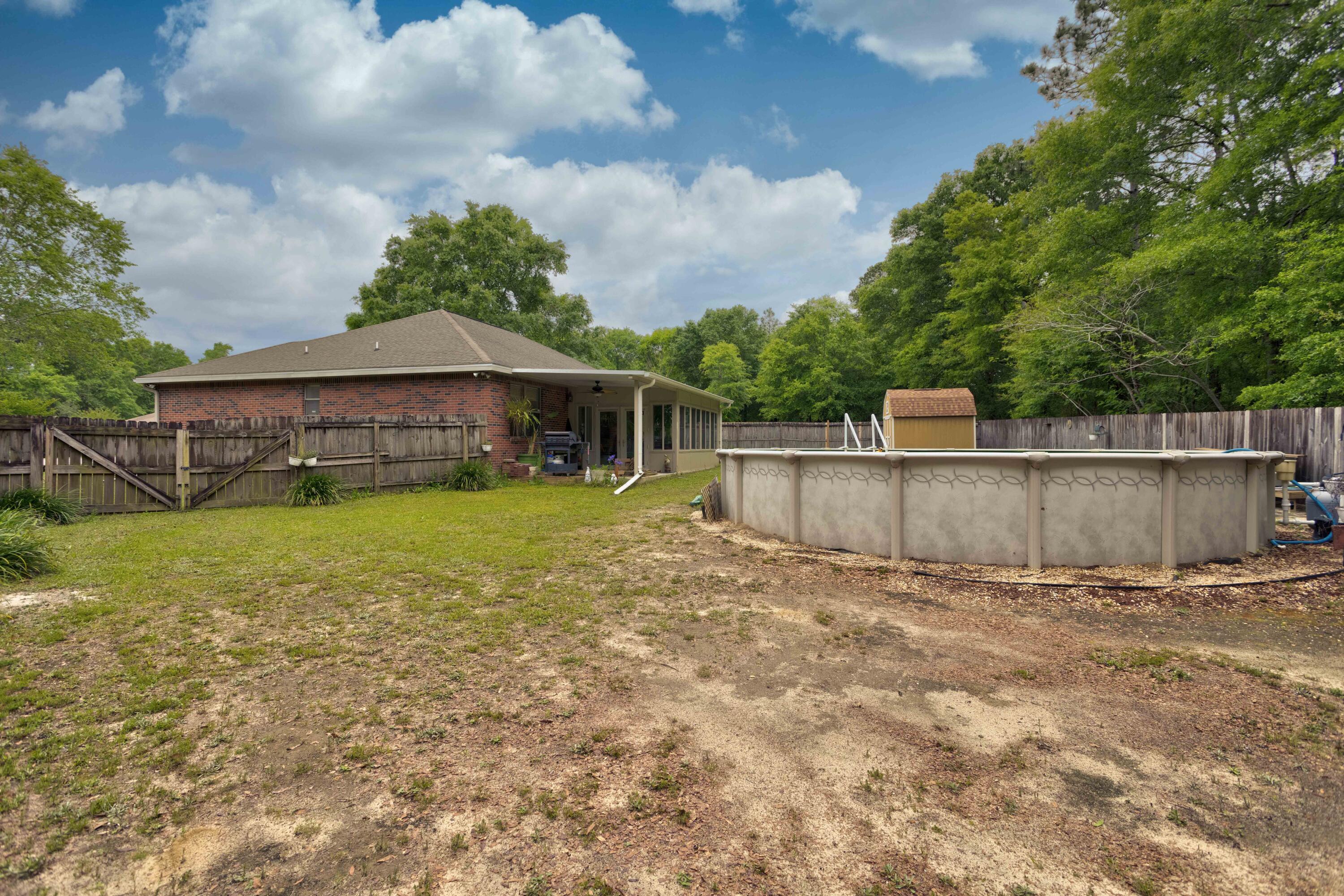 SPRING HOLLOW ESTATES - Residential