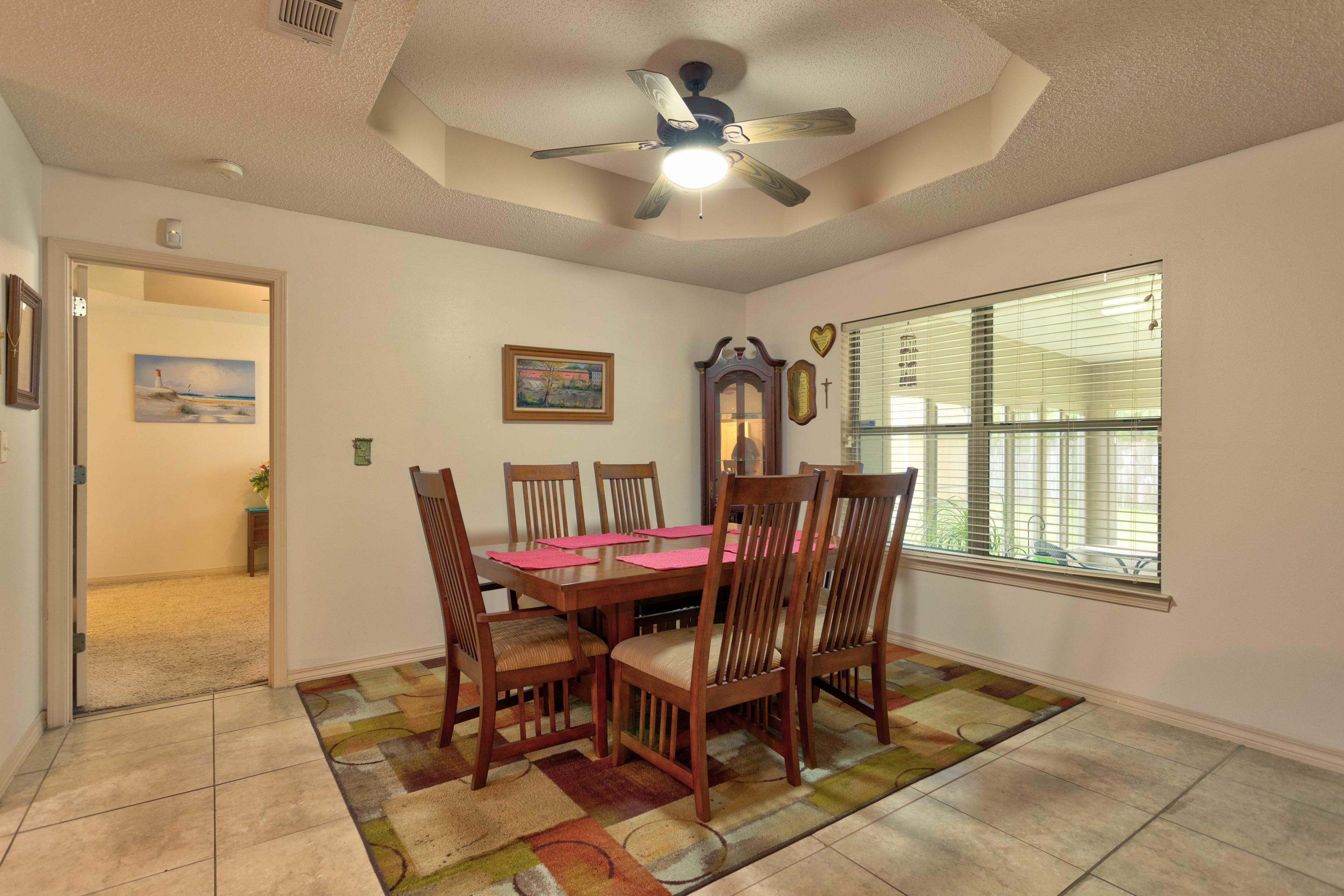 SPRING HOLLOW ESTATES - Residential