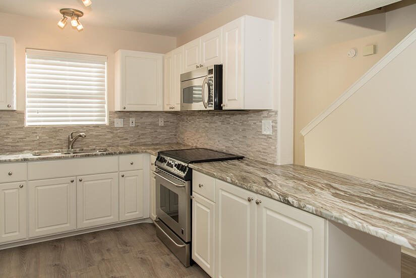 PELICAN PLACE T/H WEST - Residential Lease