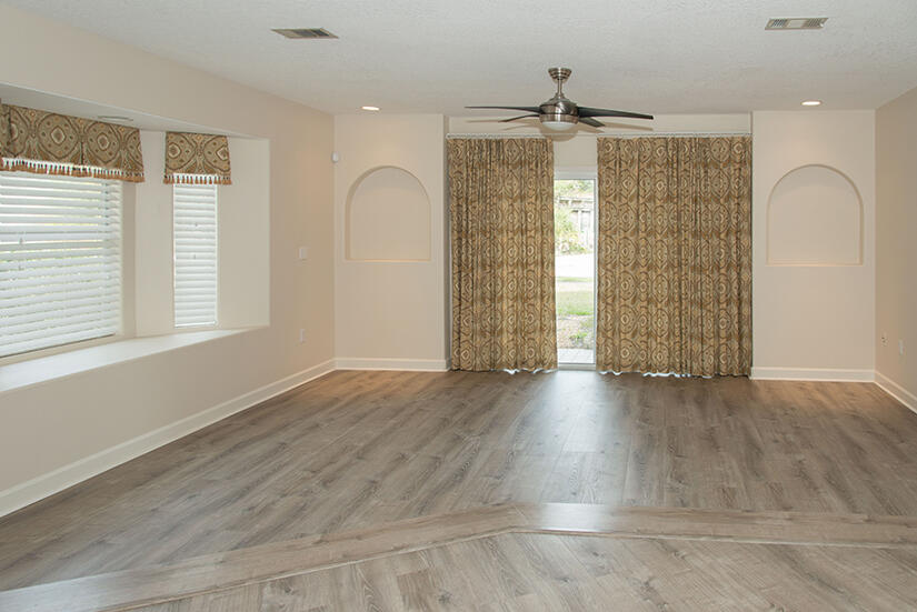 PELICAN PLACE T/H WEST - Residential Lease