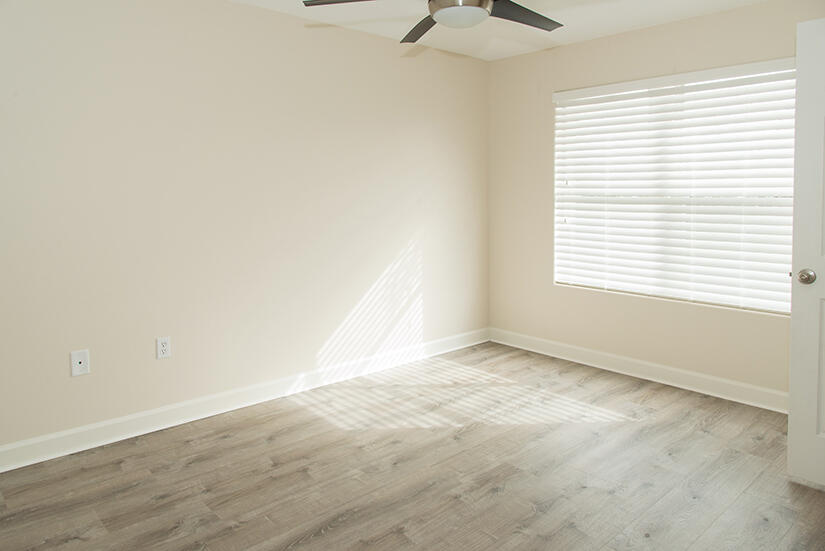 PELICAN PLACE T/H WEST - Residential Lease