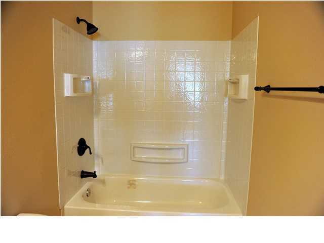EMERALD BAY PH 1-B - Residential Lease