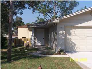 LIKE NEW spacious duplex with upgrades! Split bedroom plan, separate living and dining area, wood floors, lawn pump, sprinkler system, covered porch. Lawn service provided. Sorry no pets. Available to move in on May 10th.