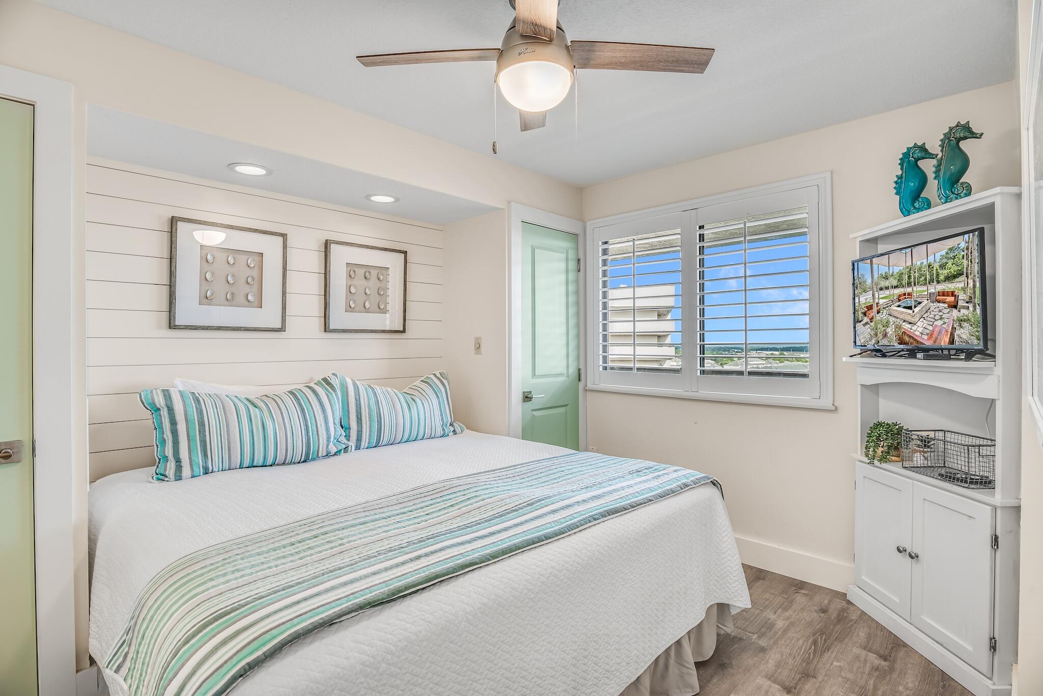 SUNDESTIN INTERNATIONAL CONDO - Residential
