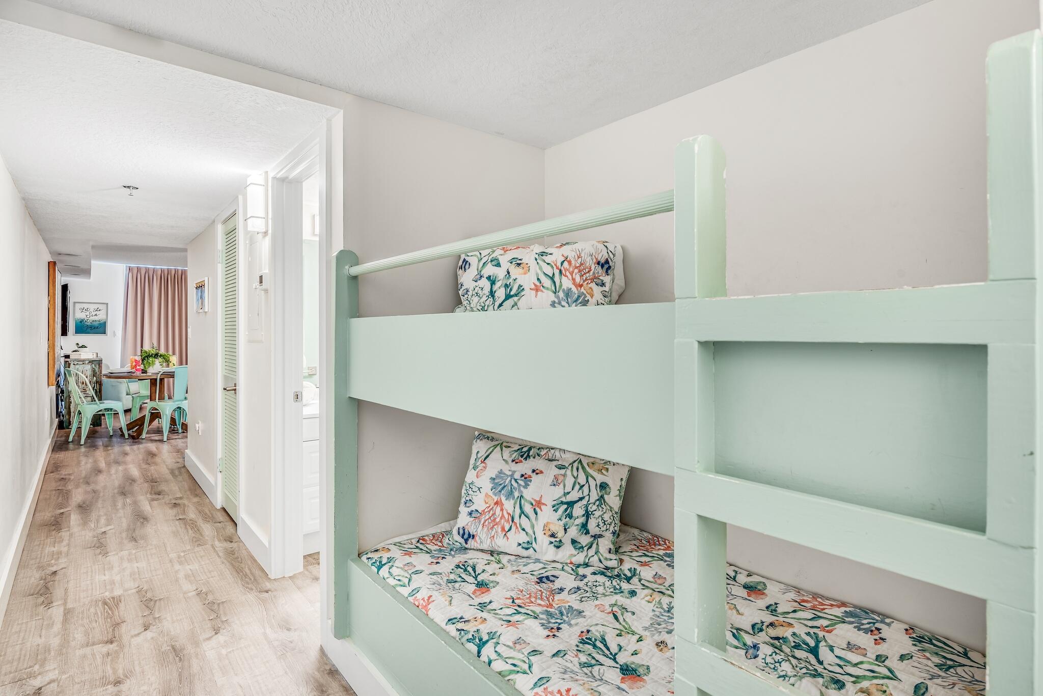 SUNDESTIN INTERNATIONAL CONDO - Residential