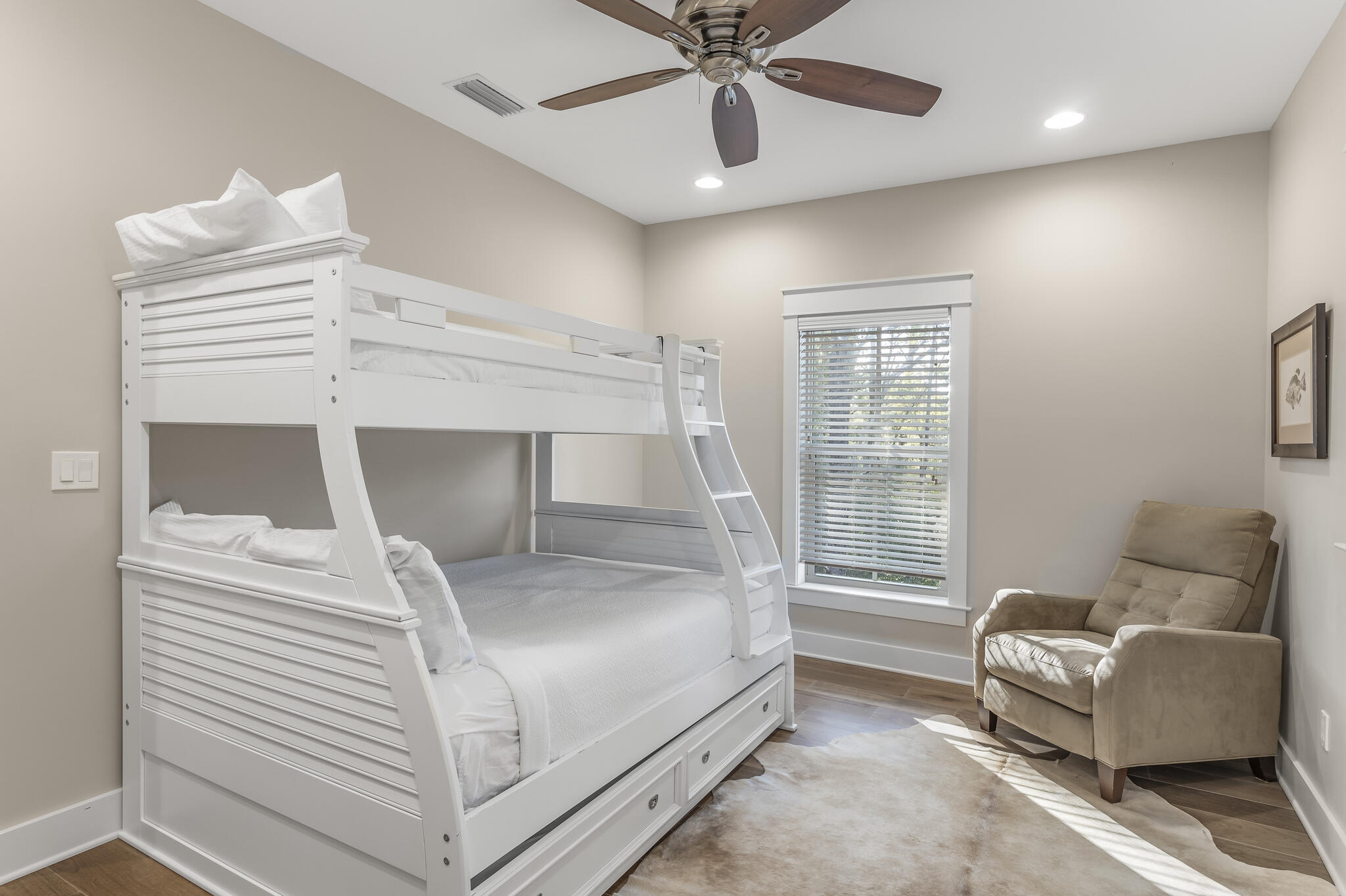 MAGNOLIA COTTAGES BY THE SEA - Residential
