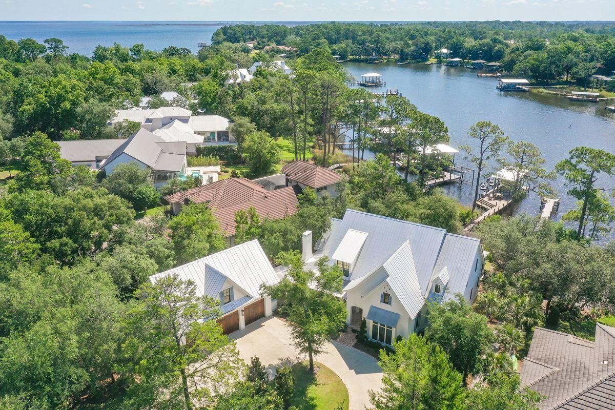 BOTANY BAYOU - Residential