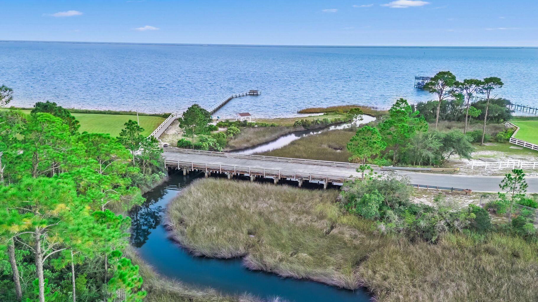 LIGHTHOUSE POINTE - Residential