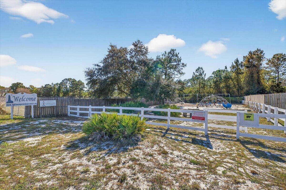 LIGHTHOUSE POINTE - Residential